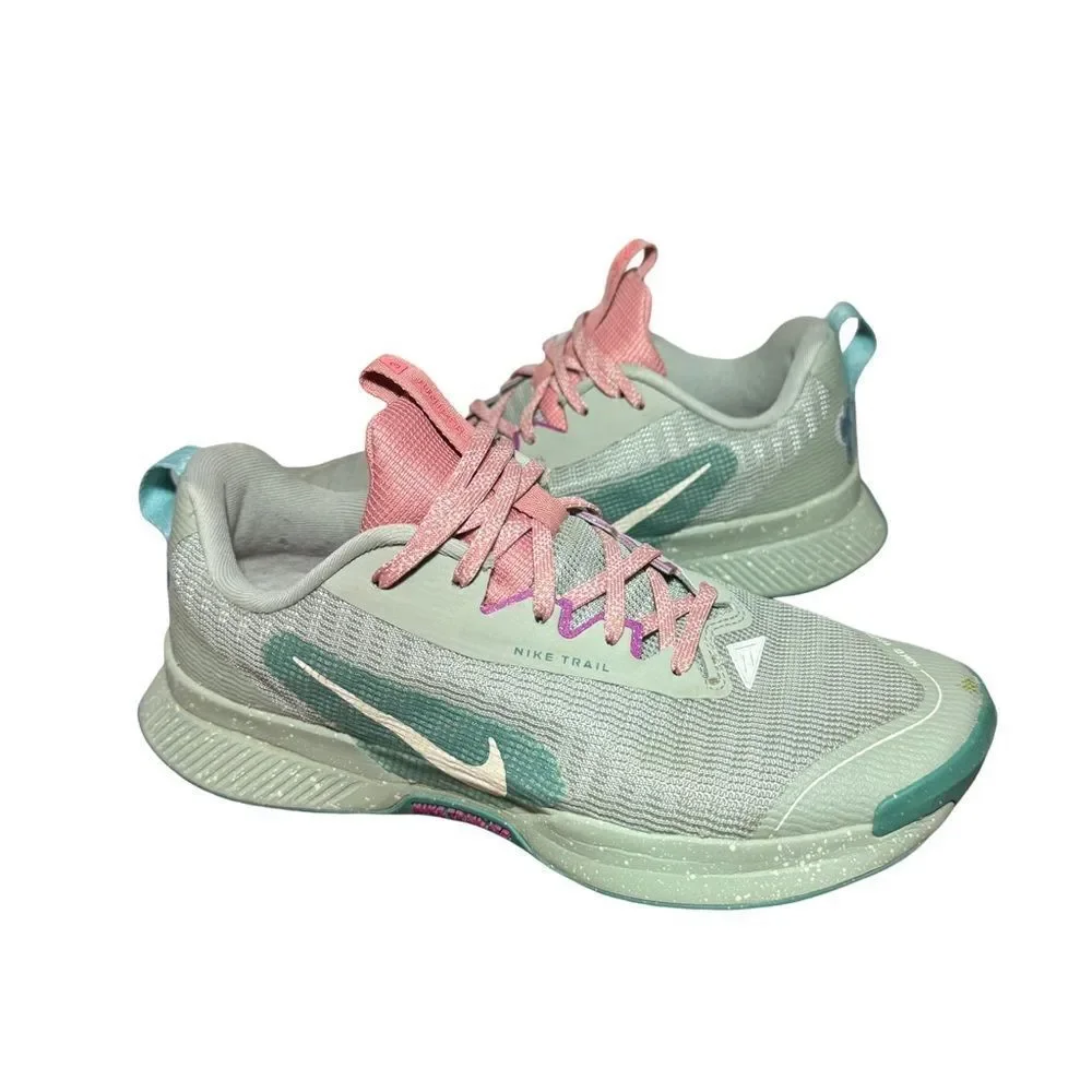 Nike Trail Women's Athletic Shoes - Green and Pink